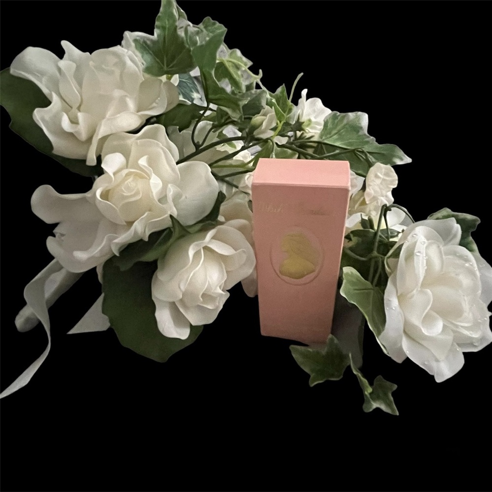 ηεω White Shoulders NIB Eau De Cologne Spray - Picture 9 of 14